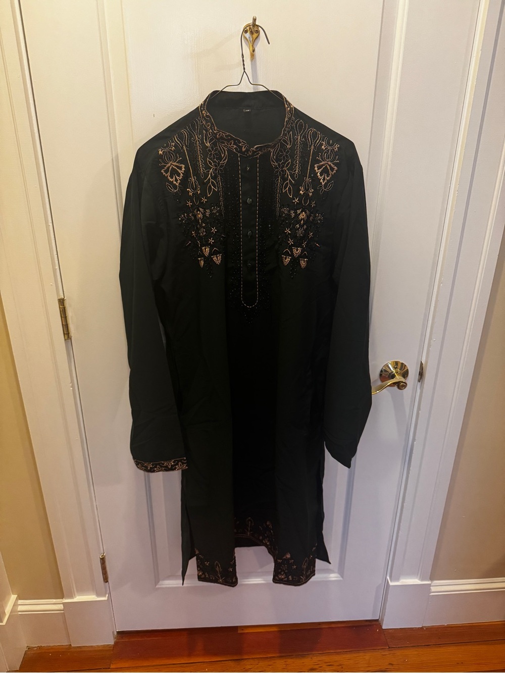 Men's Dark Green Embroidered Kurta, Indian Wedding - Picture 3 of 4